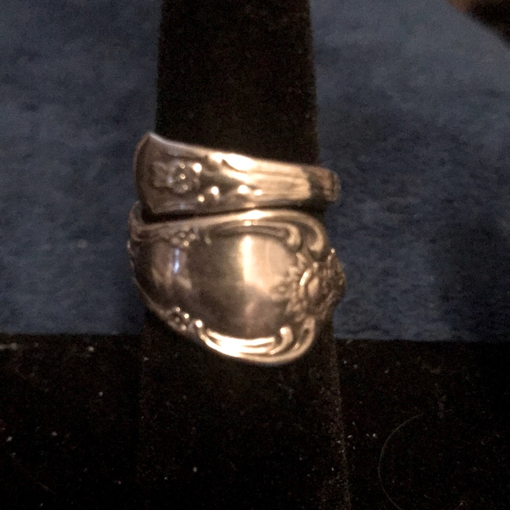 Vintage Sterling silver Oneida Spoon Ring.